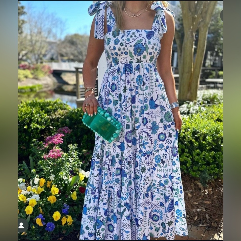 Sheridan French stunning Cotton Floral Kelly Tiered Maxi Dress - Medium - Picture 3 of 10